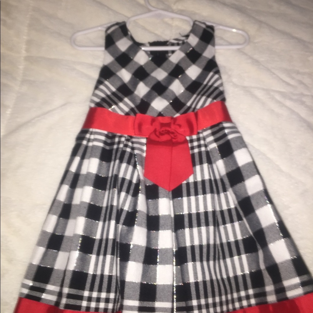Dress - Picture 4 of 5